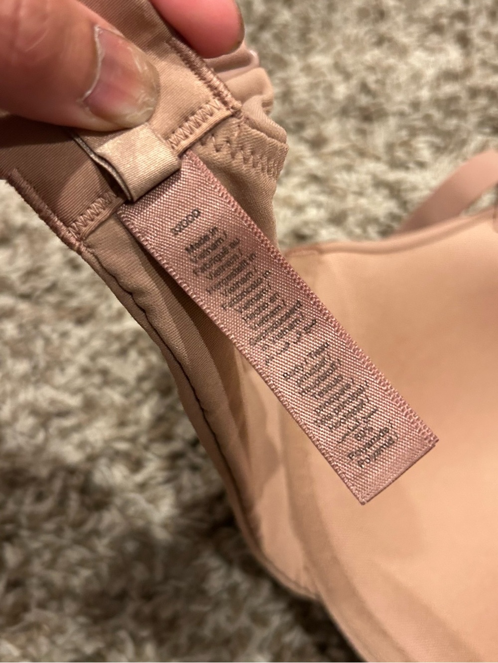 SKIMS Nude Bra - Picture 2 of 11